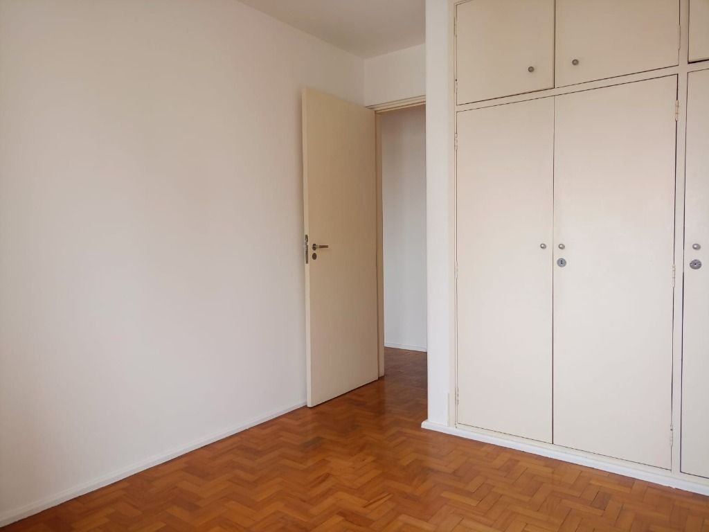 Apartamento para alugar com 3 quartos, 85m² - Foto 15