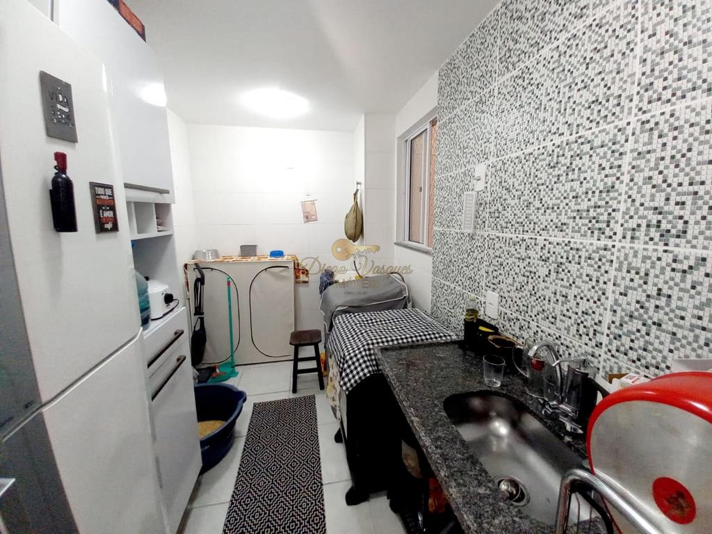 Apartamento à venda com 2 quartos, 50m² - Foto 12