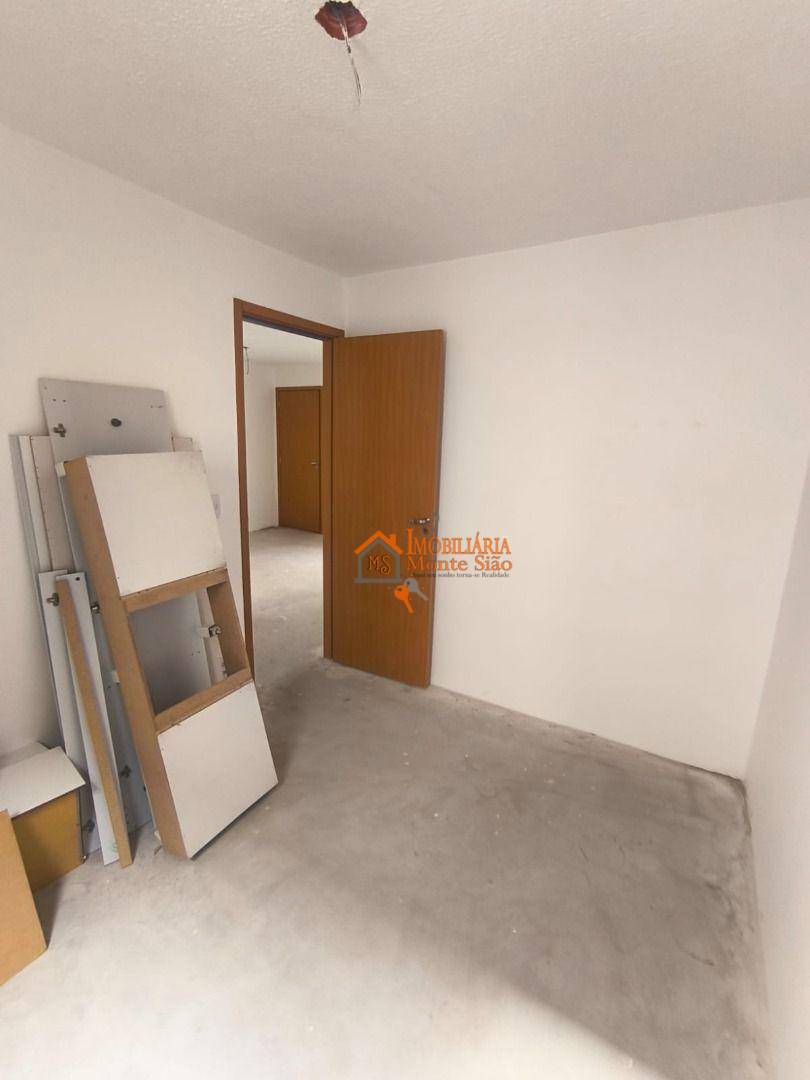 Apartamento à venda com 2 quartos, 40m² - Foto 11