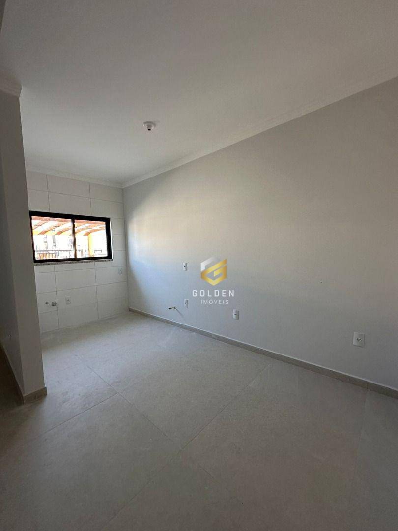 Casa à venda com 3 quartos, 87m² - Foto 8