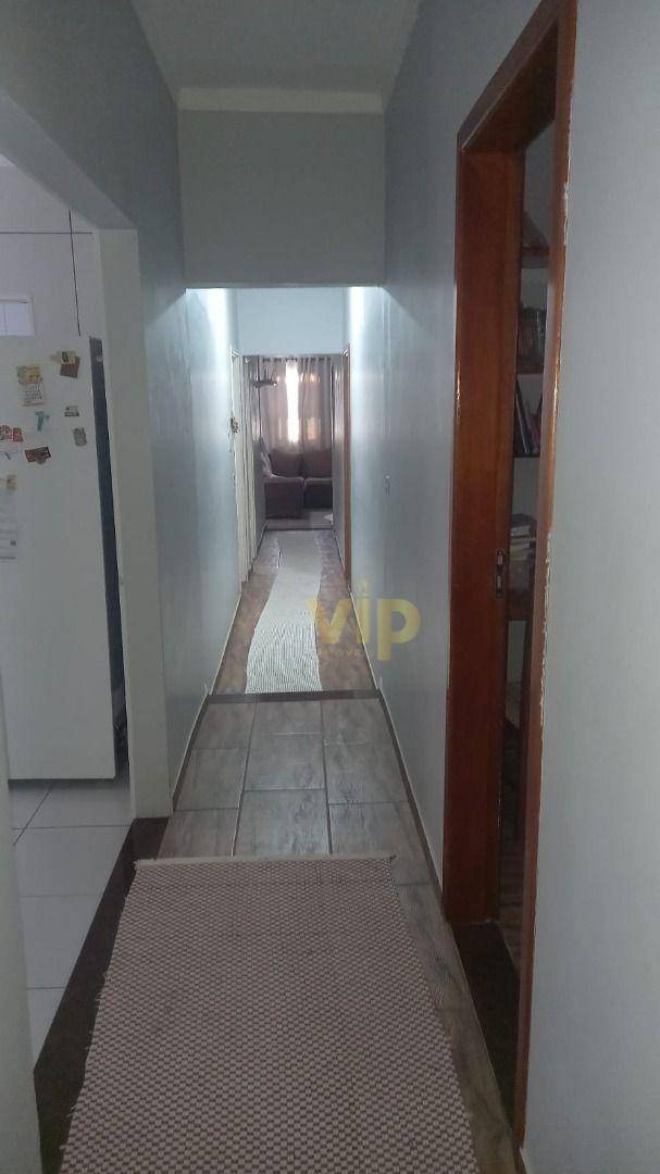 Casa à venda com 3 quartos, 153m² - Foto 3