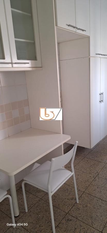 Apartamento para alugar com 3 quartos, 90m² - Foto 7