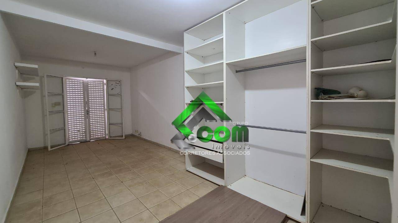 Casa à venda com 2 quartos, 297m² - Foto 25