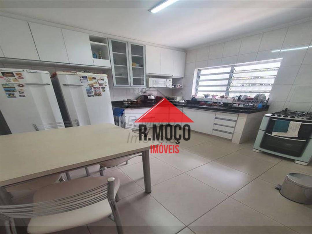 Sobrado à venda com 3 quartos, 270m² - Foto 28