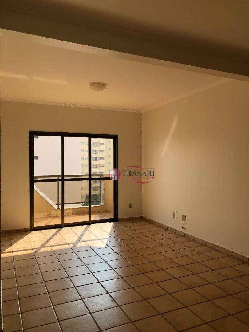 Apartamento à venda com 3 quartos, 125m² - Foto 1