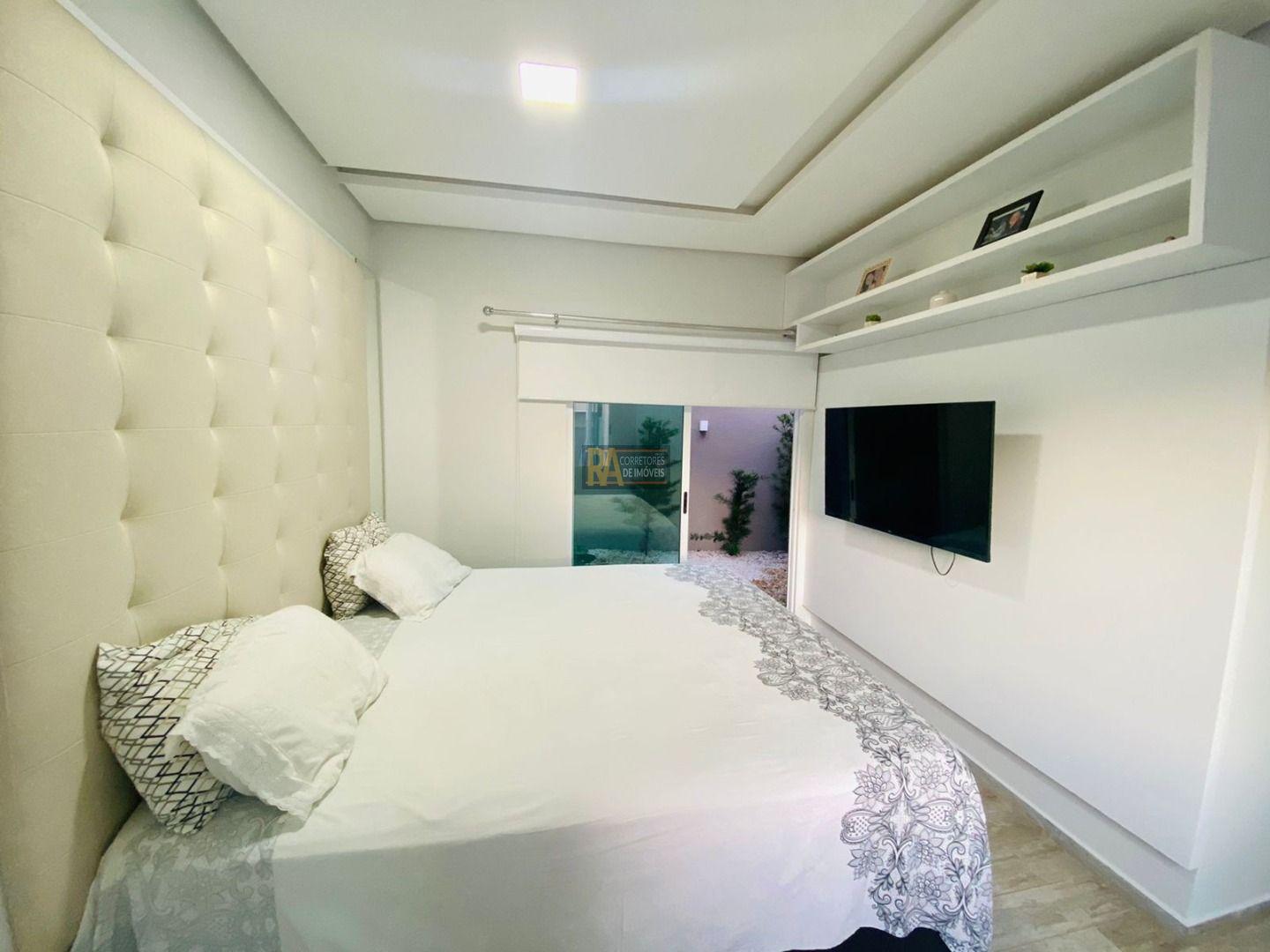 Casa à venda com 3 quartos, 300m² - Foto 25