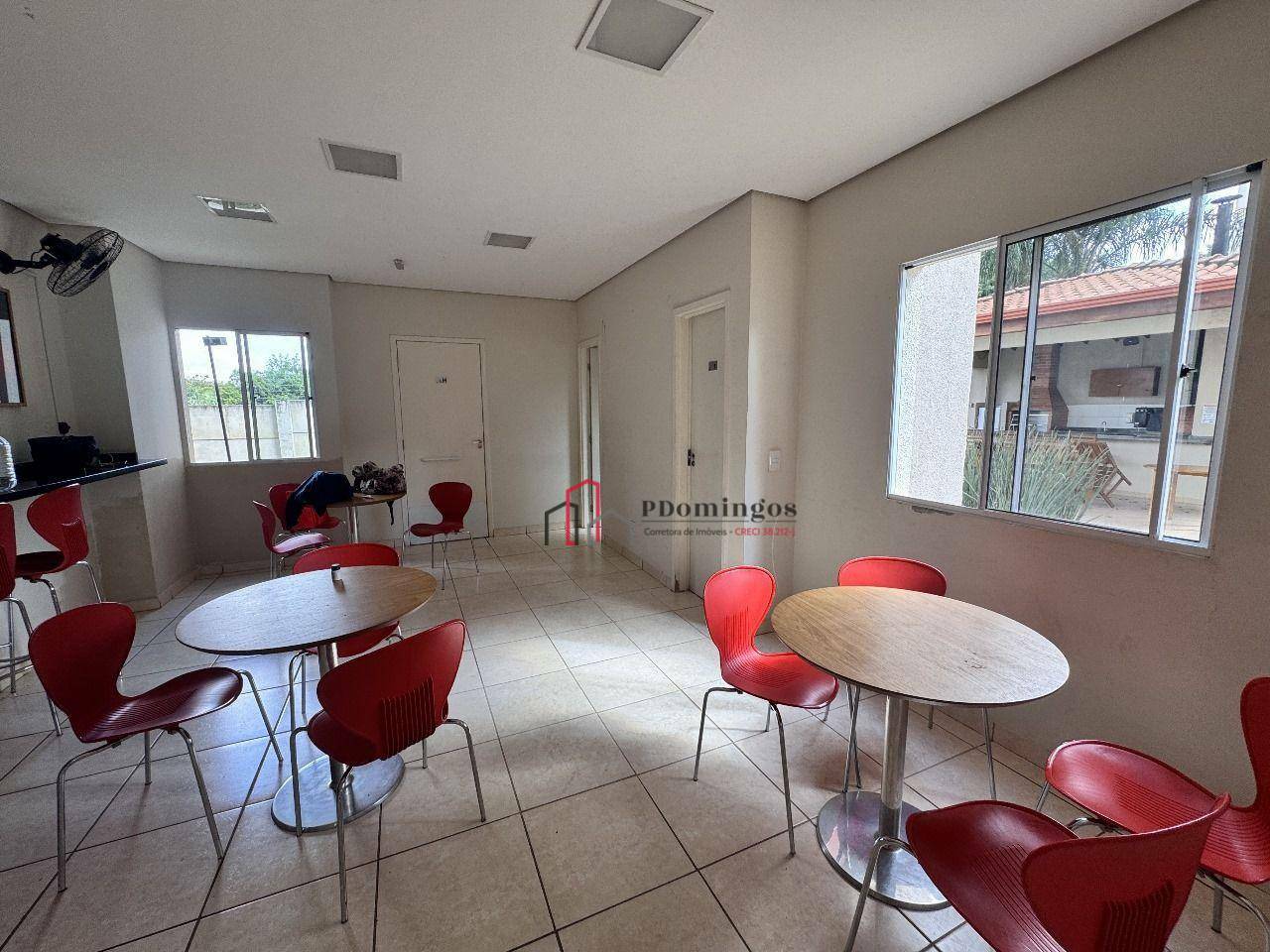 Apartamento à venda e aluguel com 2 quartos, 50m² - Foto 37