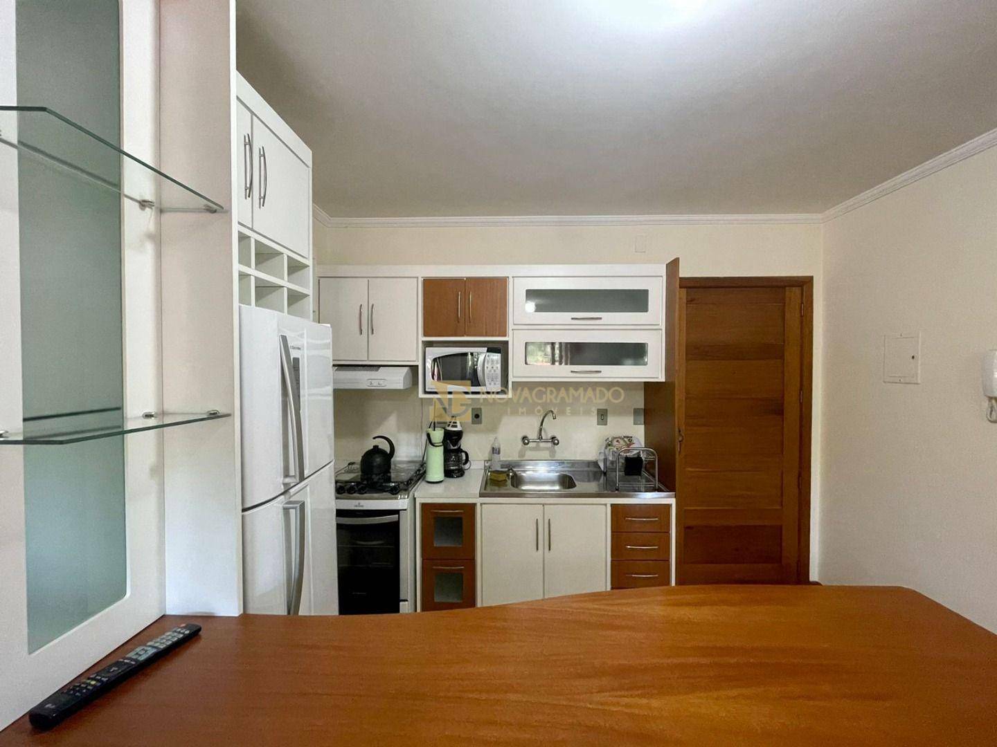 Apartamento à venda com 1 quarto, 50m² - Foto 11