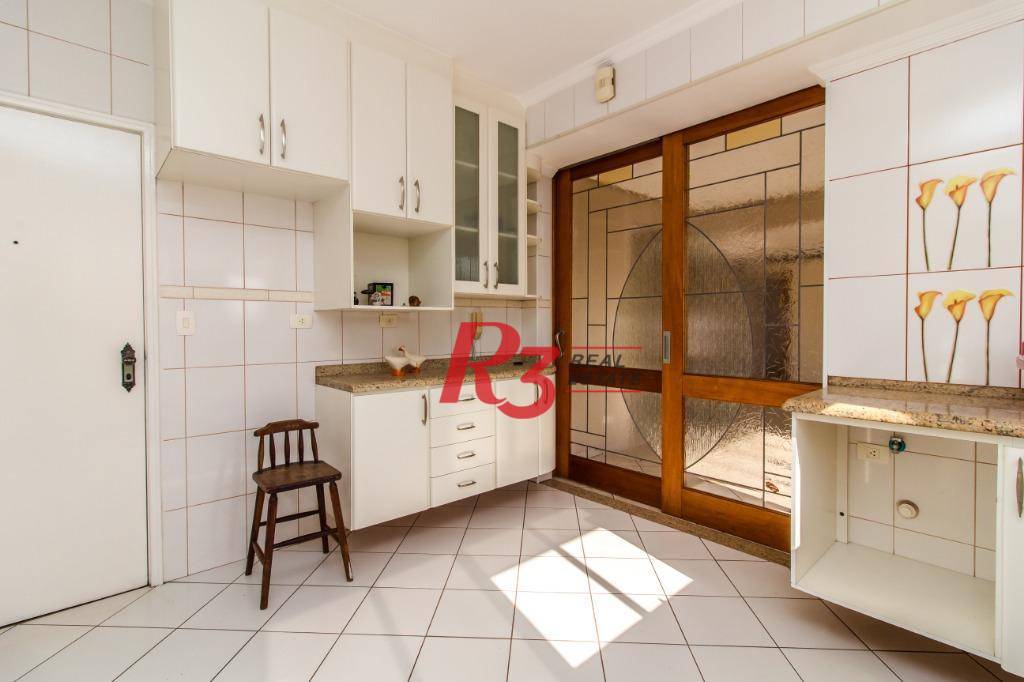 Apartamento à venda com 3 quartos, 137m² - Foto 6