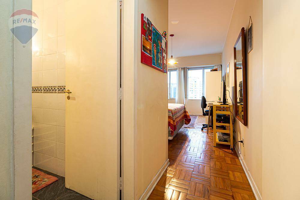 Apartamento à venda com 3 quartos, 214m² - Foto 19