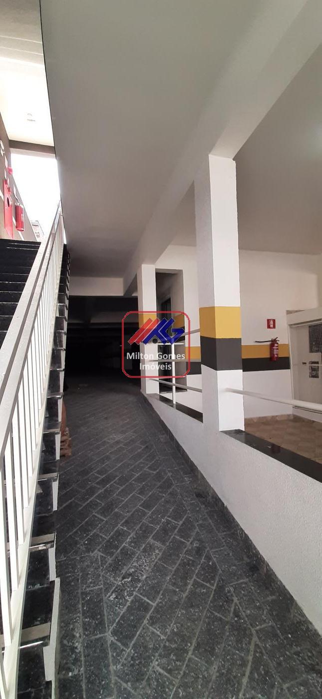 Apartamento à venda com 2 quartos, 40m² - Foto 3