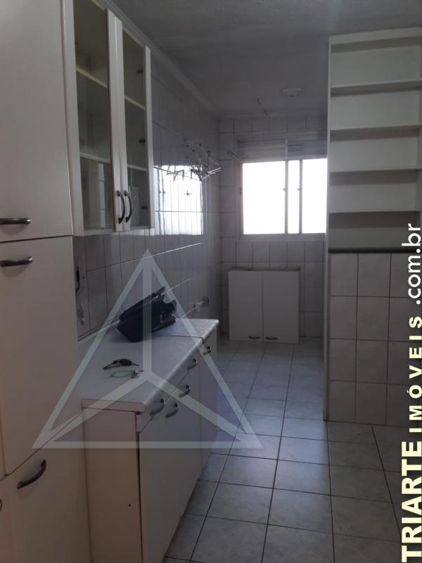 Apartamento à venda com 3 quartos, 72m² - Foto 3