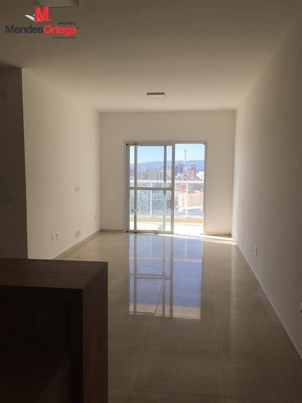 Apartamento para alugar com 3 quartos, 83m² - Foto 6