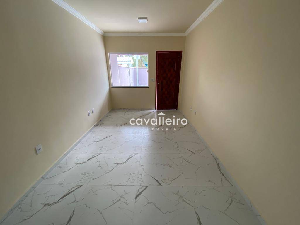 Casa à venda com 3 quartos, 100m² - Foto 8