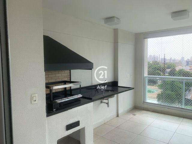 Apartamento à venda com 3 quartos, 241m² - Foto 32