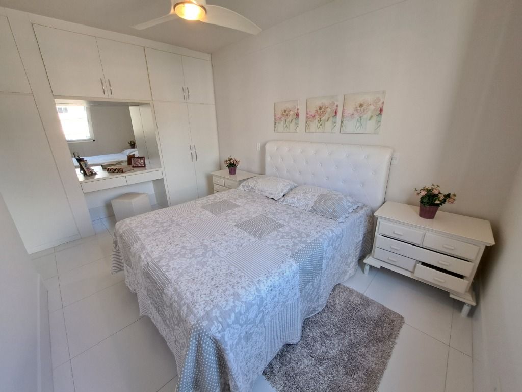 Apartamento à venda com 3 quartos, 121m² - Foto 11