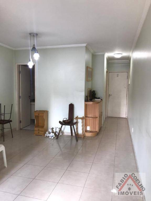 Apartamento à venda com 2 quartos, 67m² - Foto 1