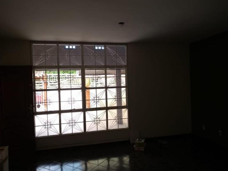 Casa à venda com 3 quartos, 220m² - Foto 25