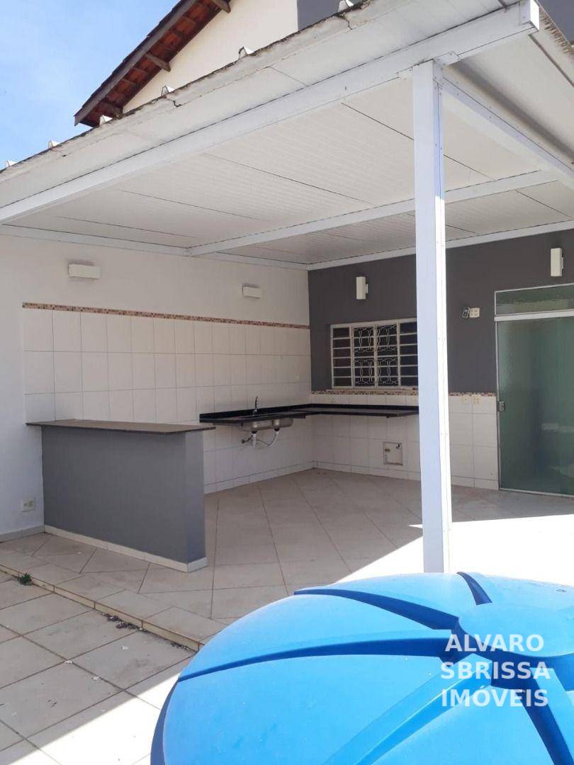 Casa à venda com 3 quartos, 137m² - Foto 17