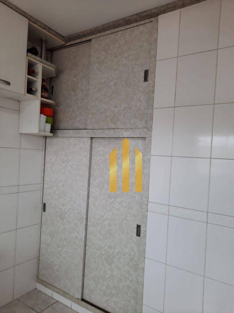 Sobrado para alugar com 3 quartos, 190m² - Foto 15