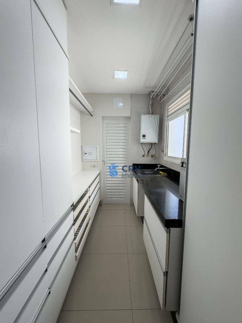 Apartamento para alugar com 3 quartos, 187m² - Foto 9