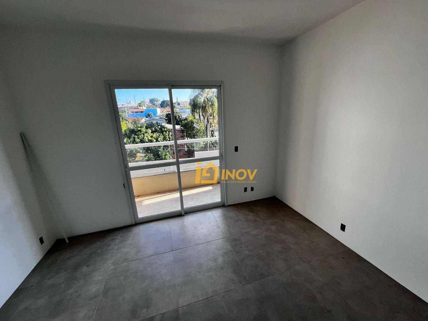 Apartamento à venda com 2 quartos, 100m² - Foto 9