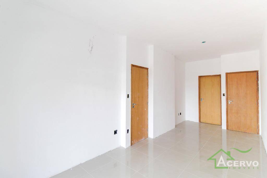 Apartamento à venda com 2 quartos, 74m² - Foto 2