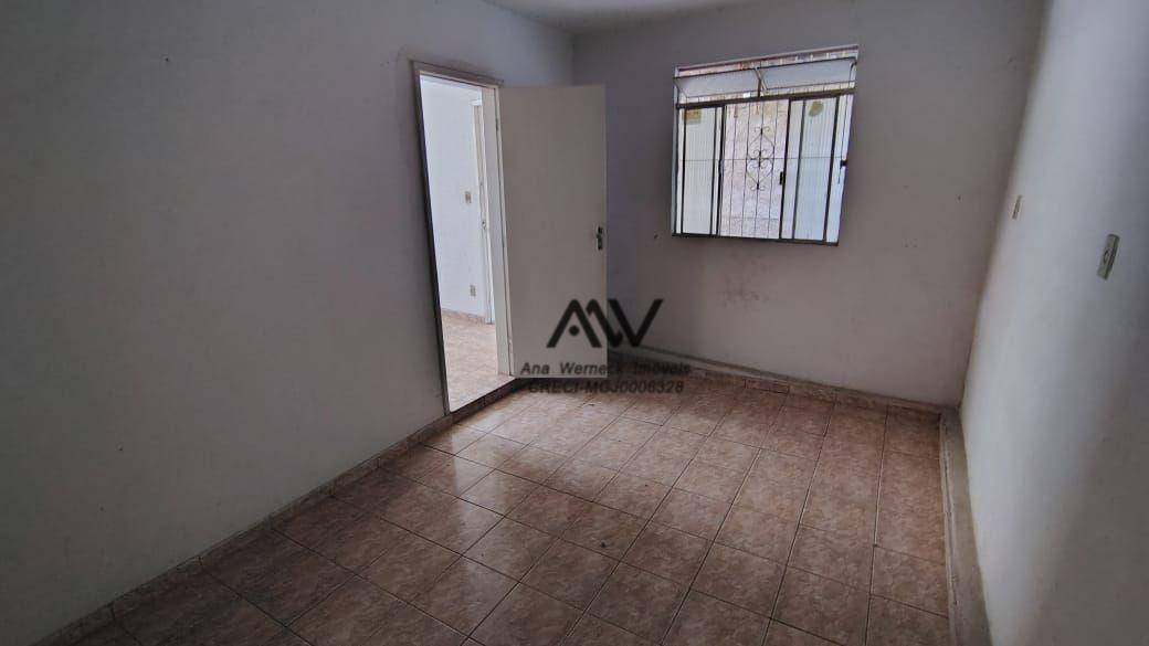 Casa à venda com 2 quartos, 90m² - Foto 9
