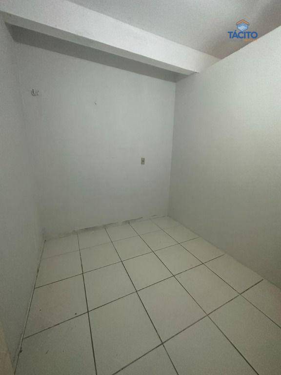 Casa à venda com 8 quartos, 400m² - Foto 15