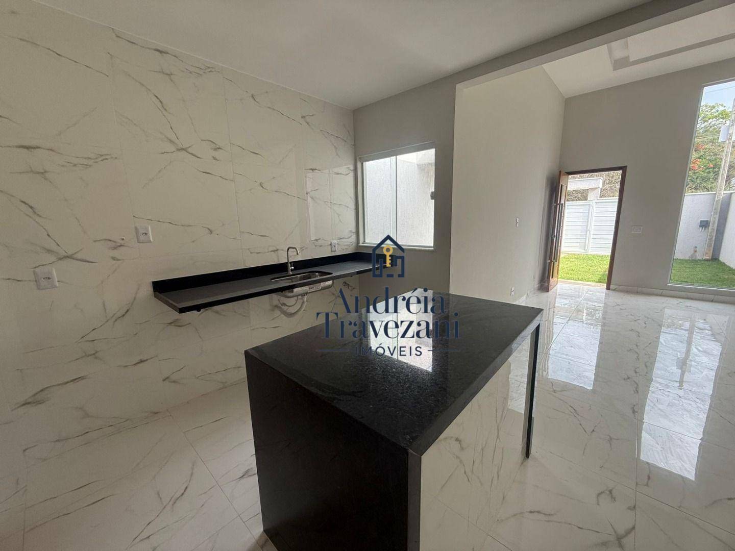 Casa à venda com 2 quartos, 103m² - Foto 6