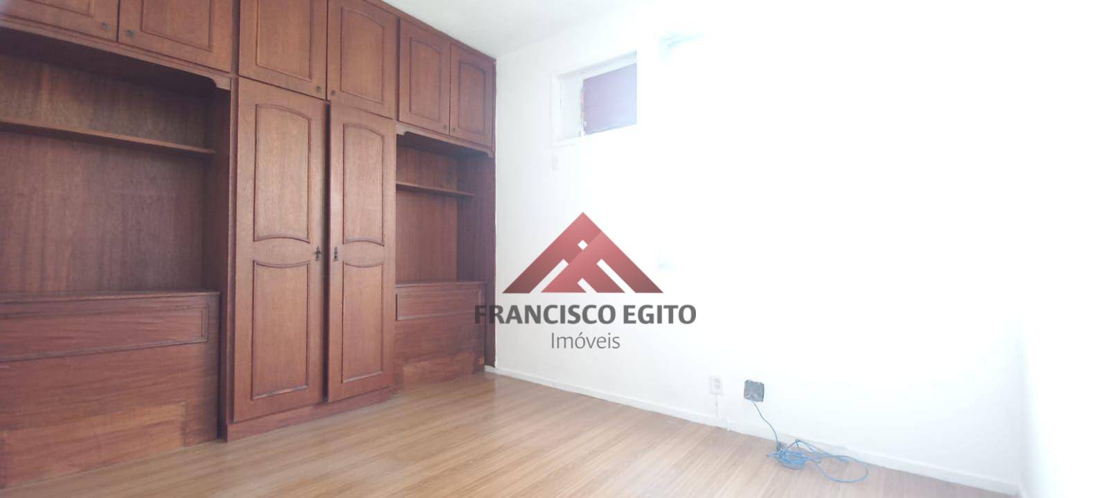 Apartamento à venda com 3 quartos, 140m² - Foto 7