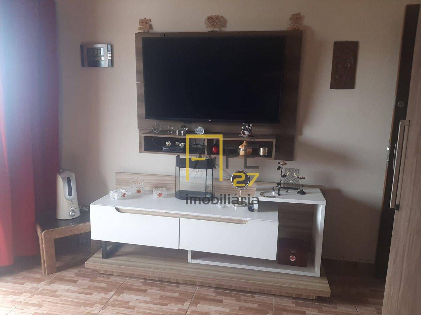 Apartamento à venda com 2 quartos, 80m² - Foto 2