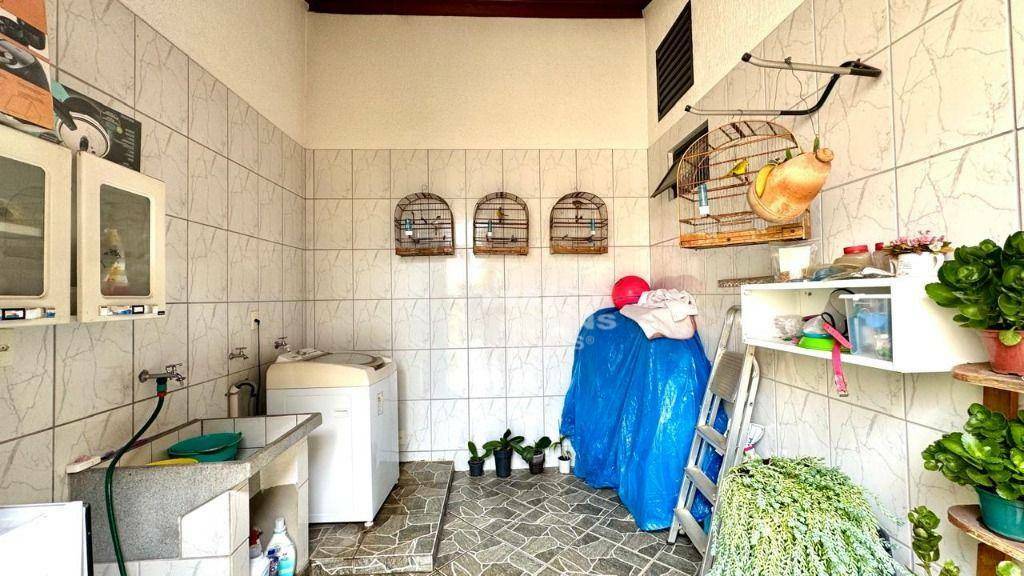 Casa à venda com 3 quartos, 155m² - Foto 30