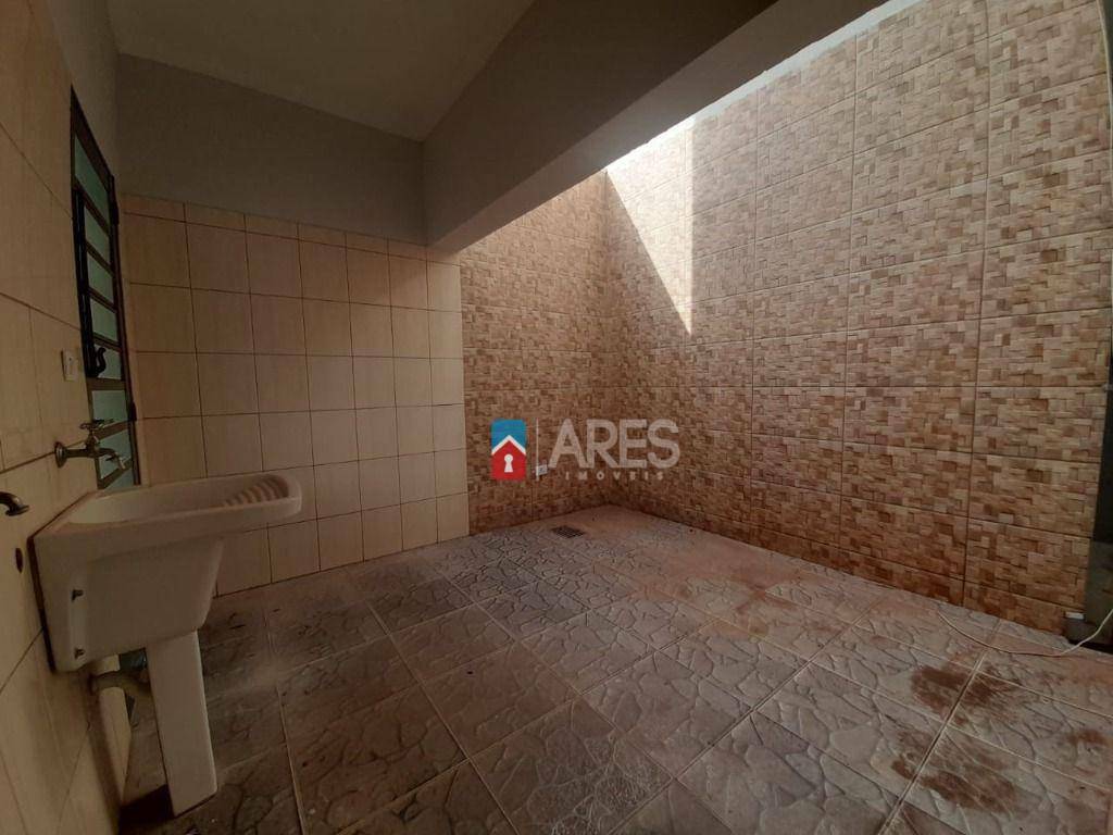 Casa, 3 quartos, 190 m² - Foto 11