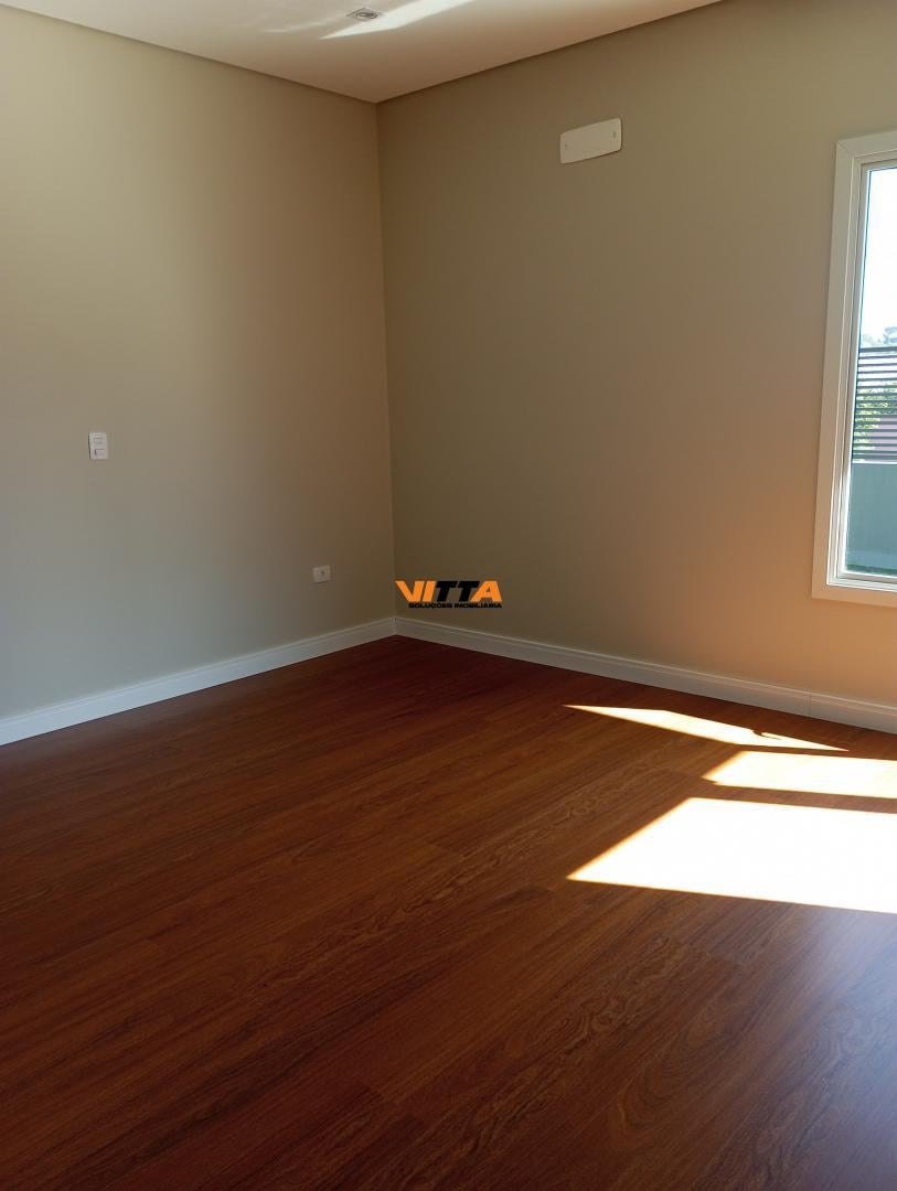 Casa à venda com 3 quartos, 200m² - Foto 22