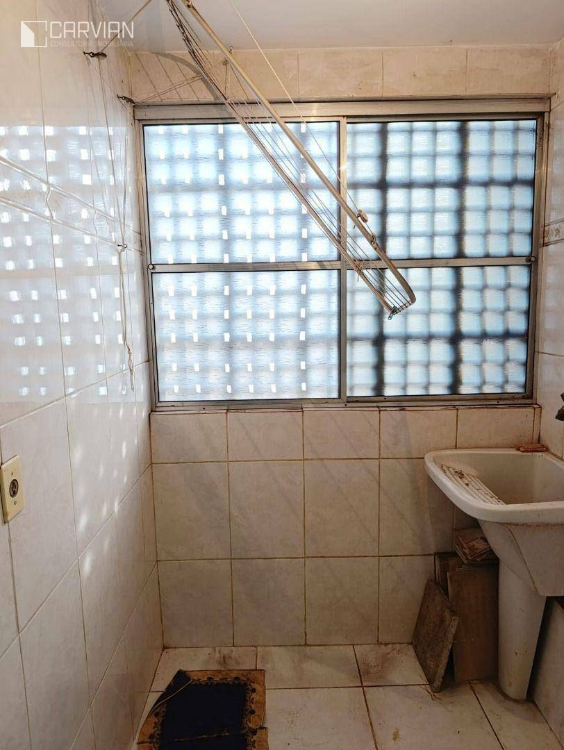 Apartamento à venda com 2 quartos, 65m² - Foto 12