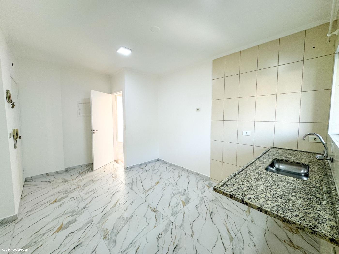 Apartamento à venda com 3 quartos, 94m² - Foto 17