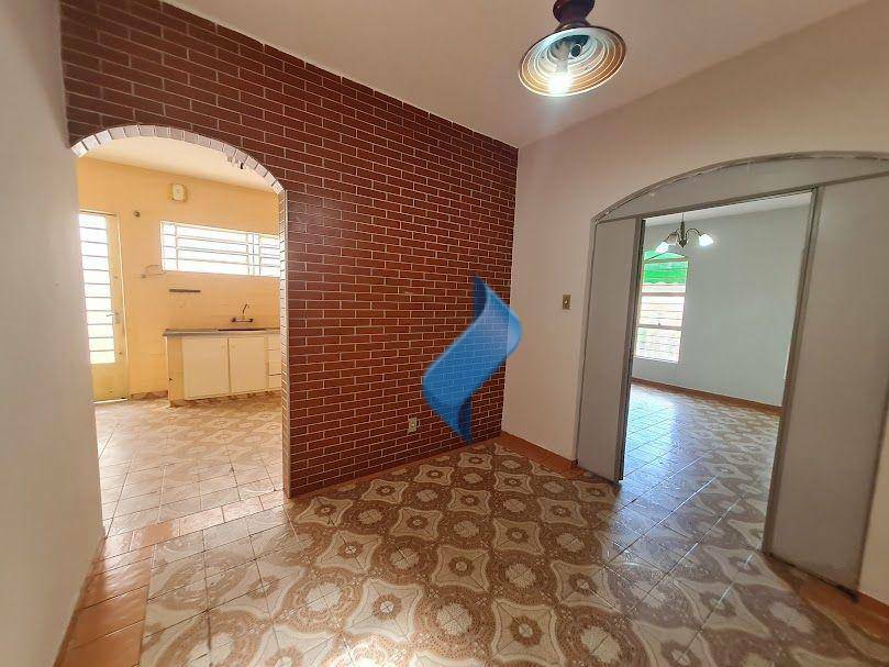 Casa à venda e aluguel com 3 quartos, 139m² - Foto 13