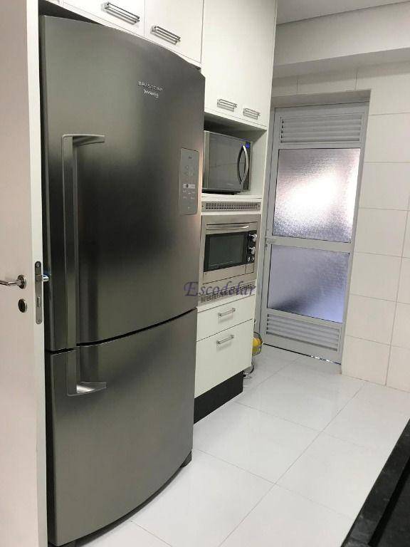 Apartamento à venda com 4 quartos, 190m² - Foto 12