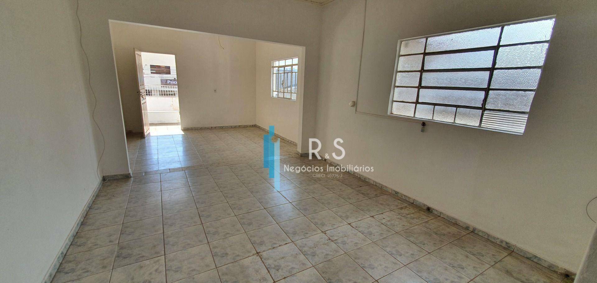 Casa à venda com 4 quartos, 276m² - Foto 26