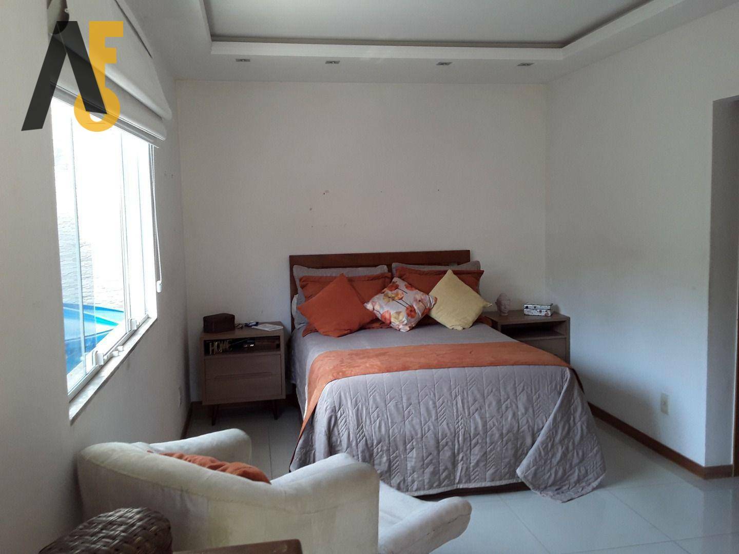 Casa de Condomínio à venda com 4 quartos, 260m² - Foto 17