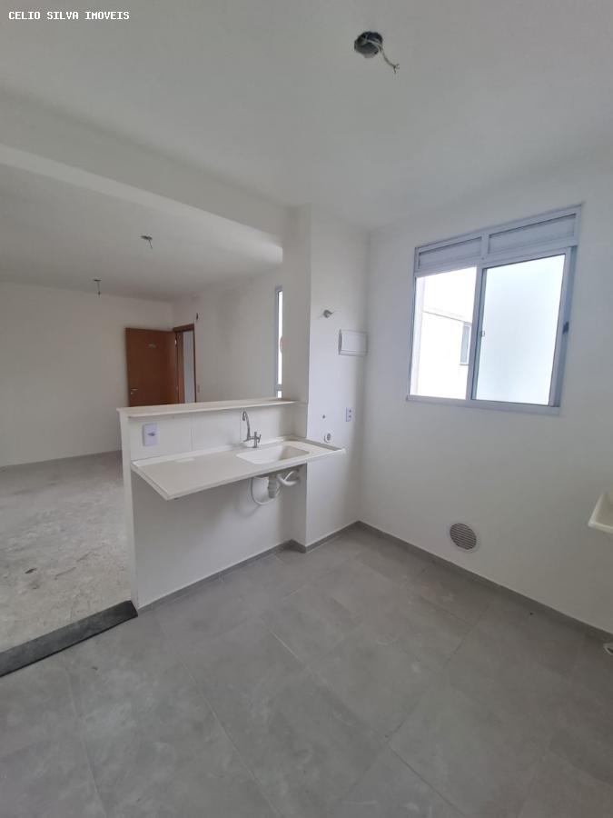 Apartamento à venda com 2 quartos, 42m² - Foto 1