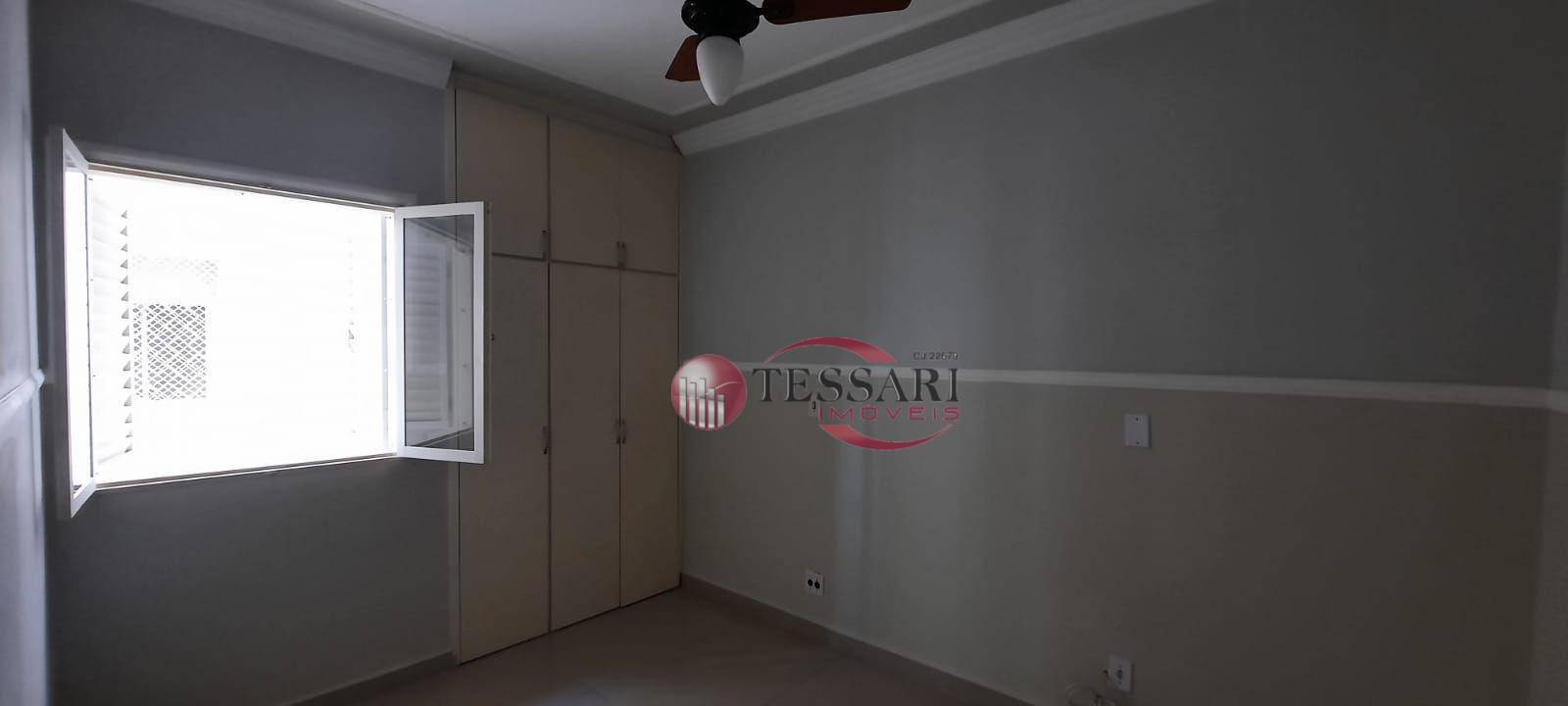 Apartamento para alugar com 3 quartos, 90m² - Foto 3