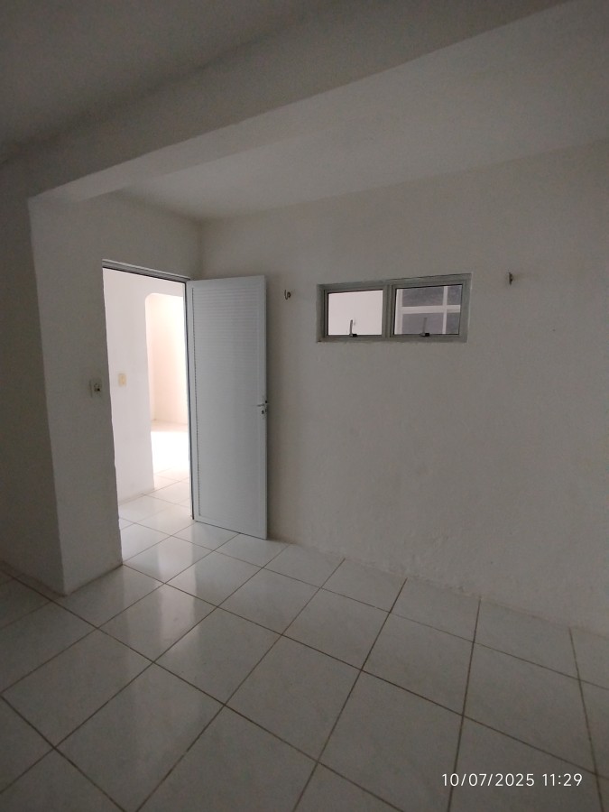 Apartamento para alugar com 3 quartos, 130m² - Foto 17