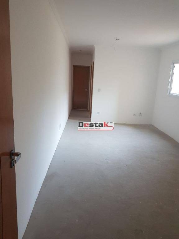 Apartamento à venda com 2 quartos, 61m² - Foto 12