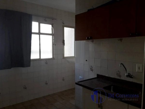 Apartamento à venda com 2 quartos, 64m² - Foto 27