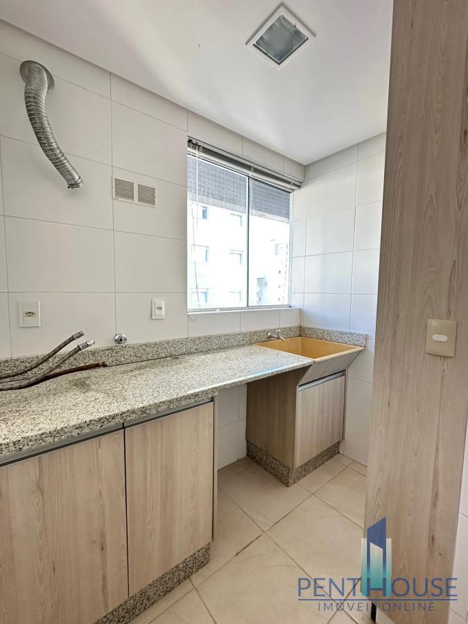 Apartamento à venda com 2 quartos, 110m² - Foto 4