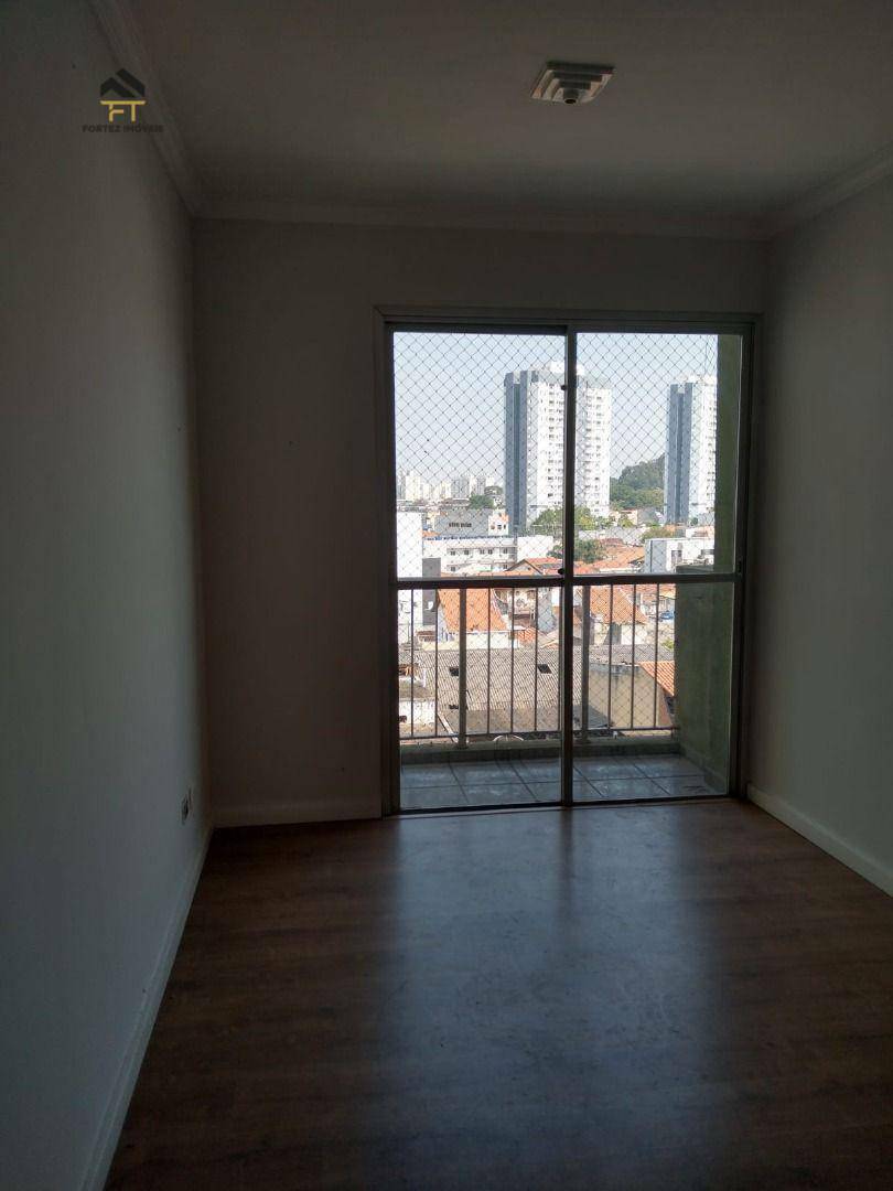 Apartamento para alugar com 2 quartos, 35m² - Foto 5