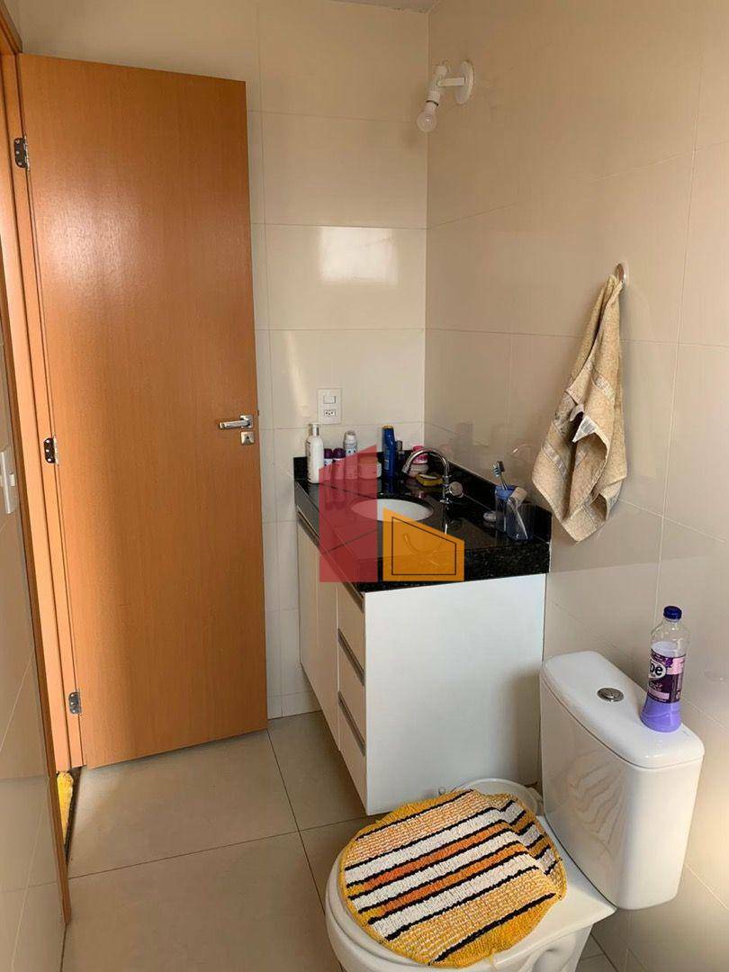 Apartamento à venda com 2 quartos, 65m² - Foto 15