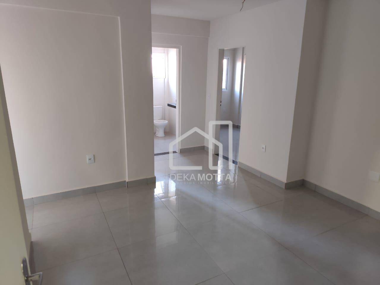 Apartamento à venda com 2 quartos, 45m² - Foto 11